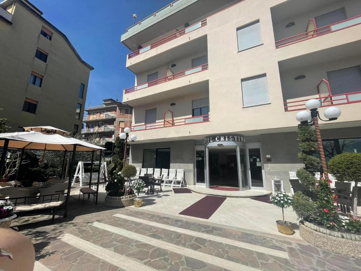 Hotel Cristina Chianciano Terme Ngoại thất bức ảnh