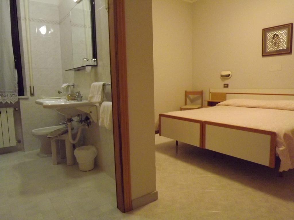 Hotel Cristina Chianciano Terme Phòng bức ảnh