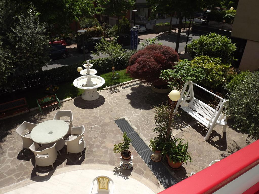 Hotel Cristina Chianciano Terme Ngoại thất bức ảnh