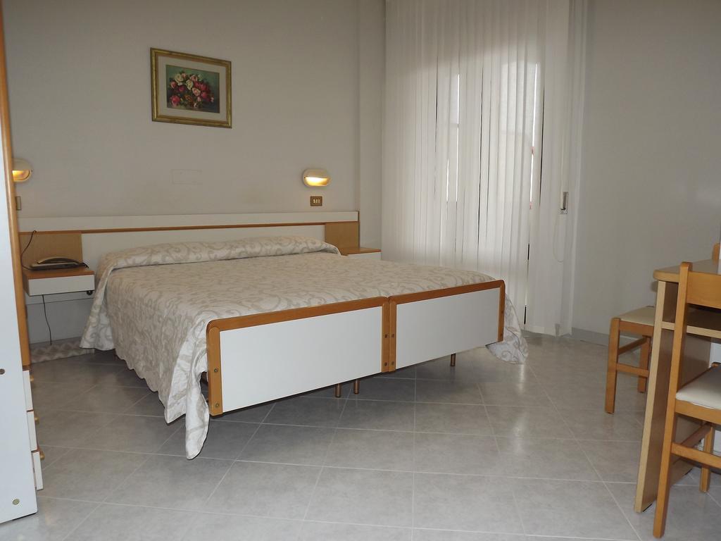 Hotel Cristina Chianciano Terme Ngoại thất bức ảnh