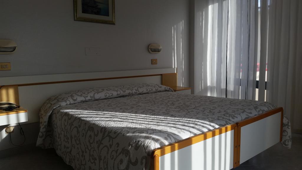 Hotel Cristina Chianciano Terme Ngoại thất bức ảnh