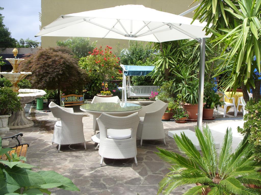 Hotel Cristina Chianciano Terme Ngoại thất bức ảnh